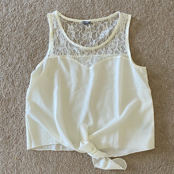 Tops - 3/$11 Charlotte Russe Sleeveless Blouse EUC
